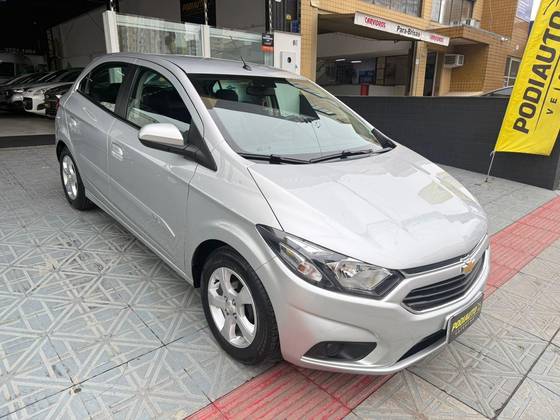 CHEVROLET ONIX 1.4 MPFI LT 8V FLEX 4P AUTOMÁTICO CHEVROLET ONIX 1.4 MPFI LT 8V FLEX 4P AUTOMÁTICO